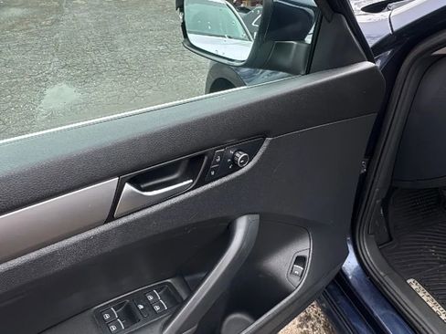 Used 2014 Volkswagen Passat 1.8T Wolfsburg Edition image 10