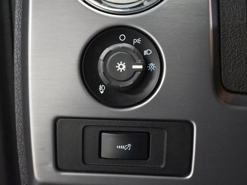 Used 2013 Ford F150 Limited image 18