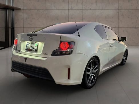 Used 2014 Scion tC image 8