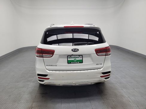 Used 2017 Kia Sorento SX image 6