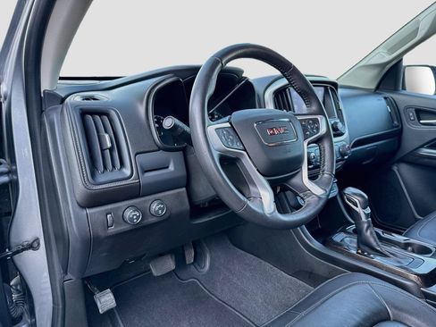 Used 2022 GMC Canyon Elevation w/ Elevation Premium Package AWD/4WD image 9