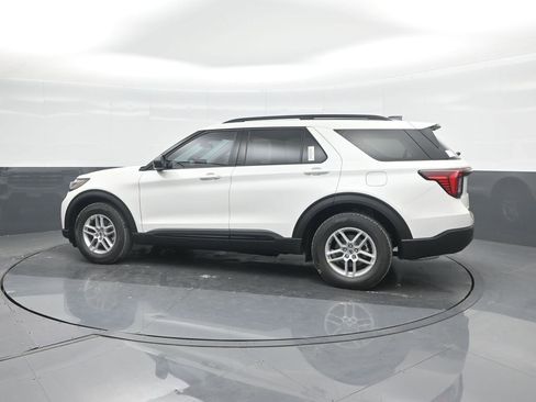 New 2026 Ford Explorer Active image 9