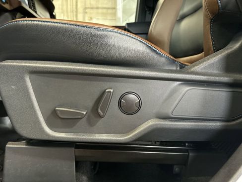 Certified 2024 Ford Bronco Outer Banks AWD/4WD image 12