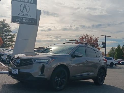 Used 2025 Acura RDX SH-AWD image 1