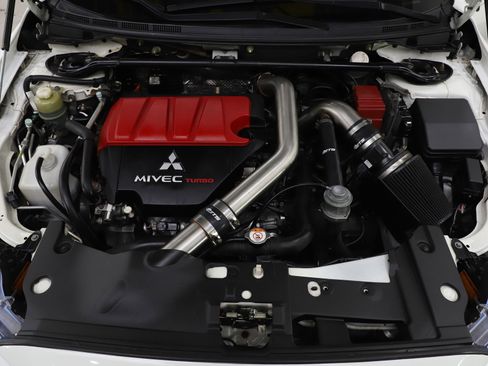 Used 2014 Mitsubishi Lancer Evolution GSR image 31