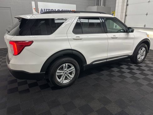 Used 2022 Ford Explorer XLT w/ Equipment Group 202A image 11