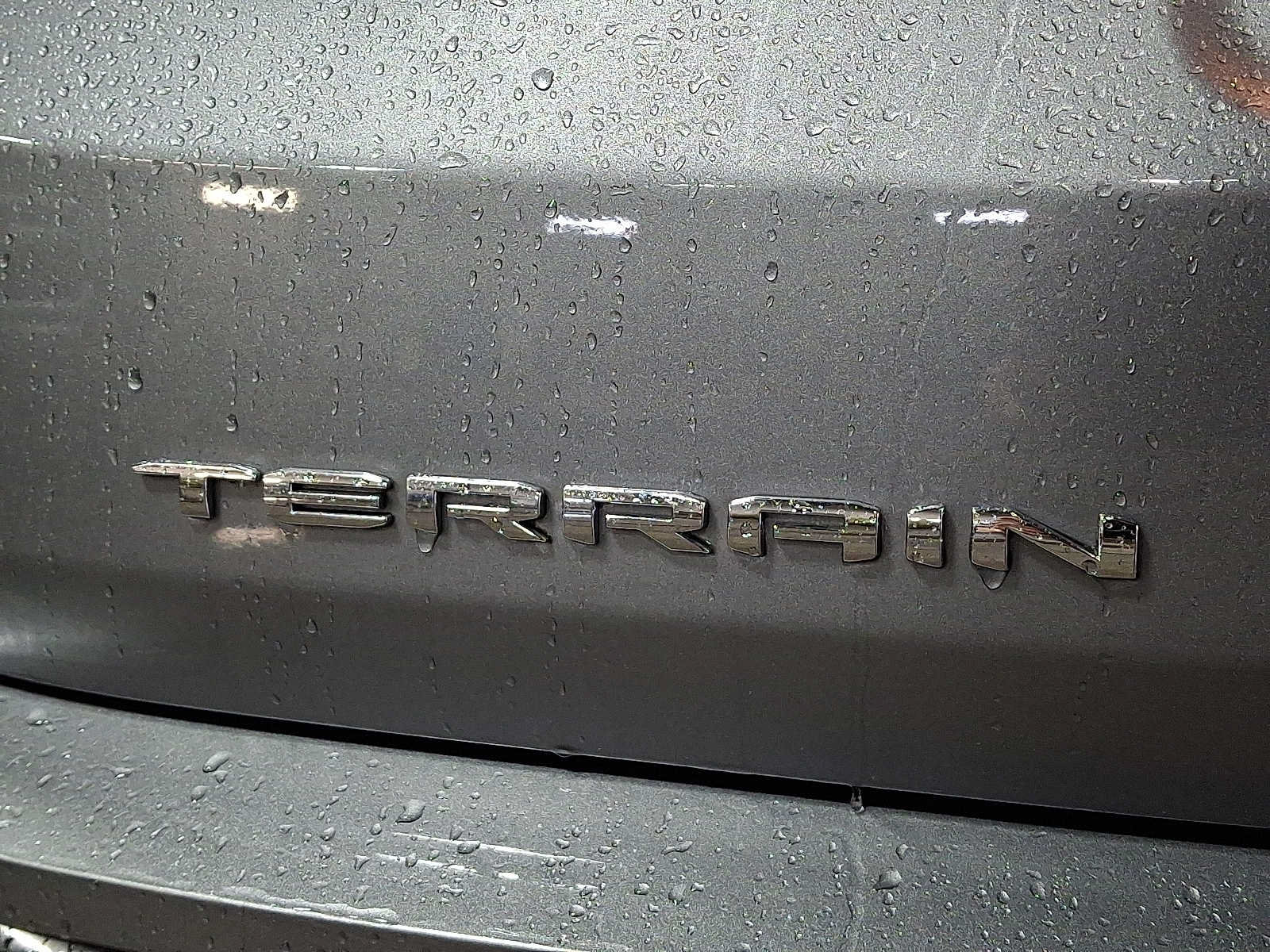 Used 2023 GMC Terrain SLT AWD/4WD image 30