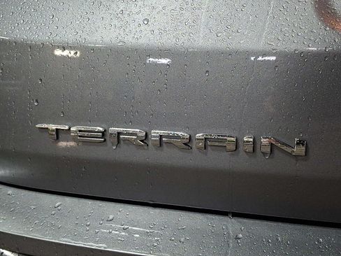 Used 2023 GMC Terrain SLT AWD/4WD image 30