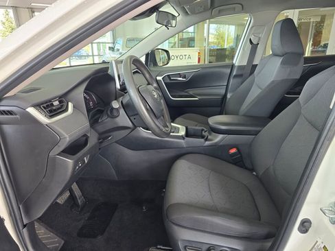 Certified 2024 Toyota RAV4 XLE AWD/4WD image 21