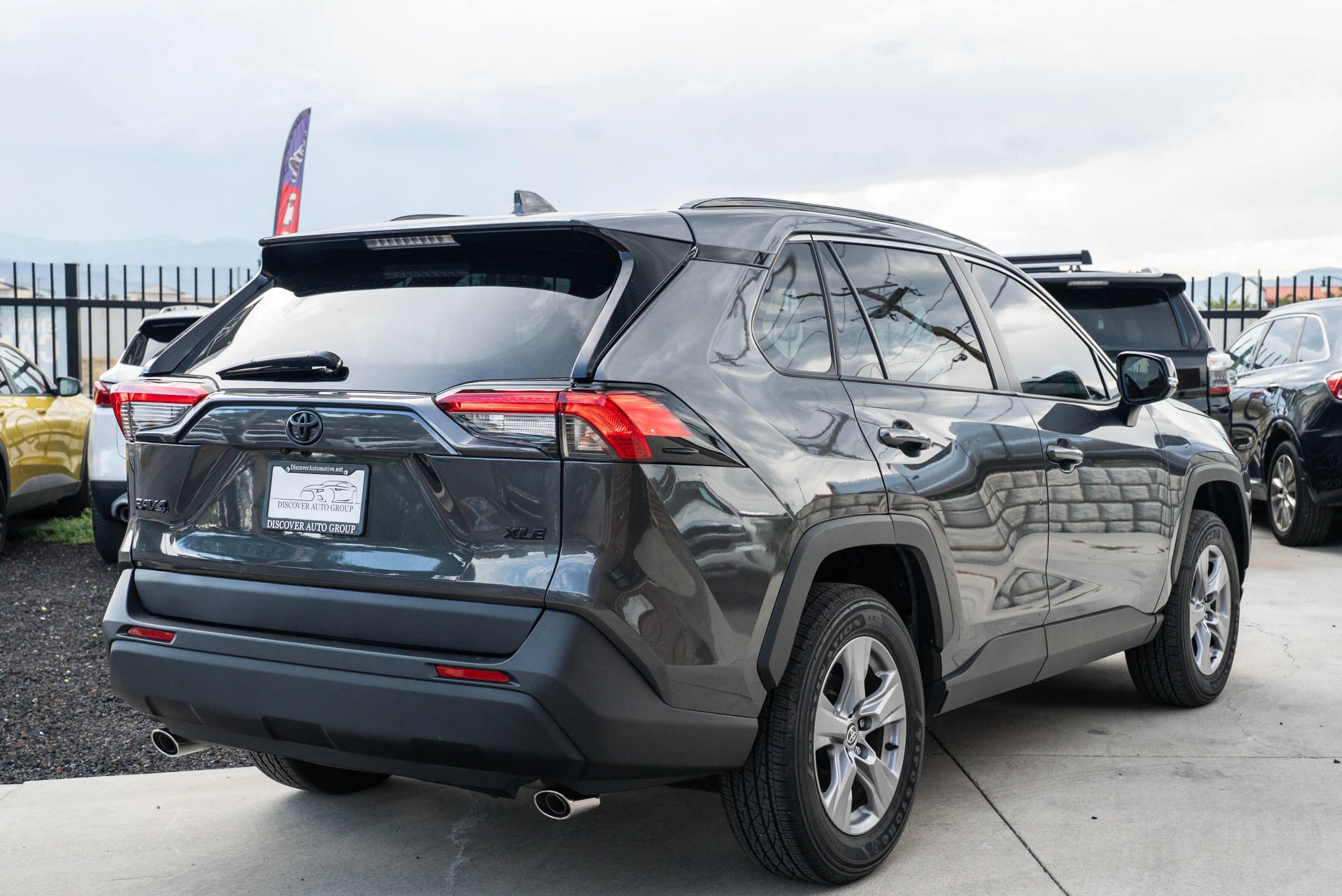 Used 2025 Toyota RAV4 XLE w/ Convenience Package AWD/4WD image 8