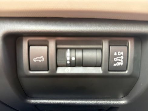 Certified 2025 Subaru Forester Limited AWD/4WD image 48