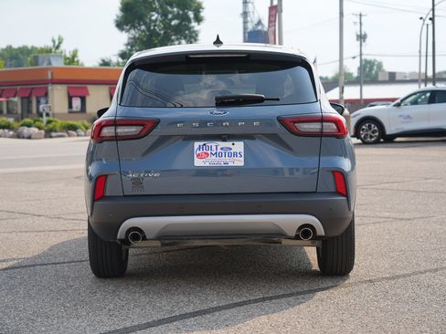 Used 2024 Ford Escape Active w/ Tech Pack #2 FWD image 4