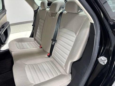 Used 2018 Ford Fusion S FWD image 22