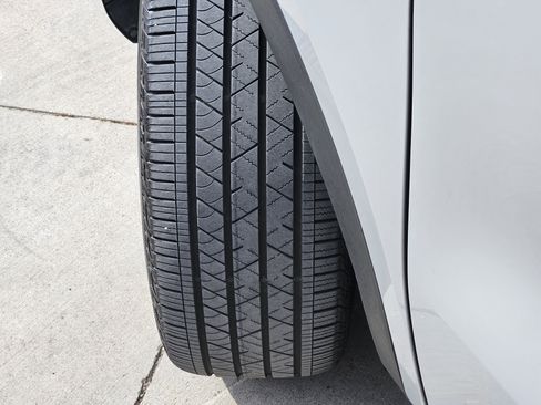 Used 2025 Kia Sorento SX Prestige image 12