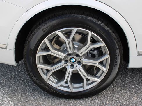 New 2026 BMW X7 xDrive40i image 37