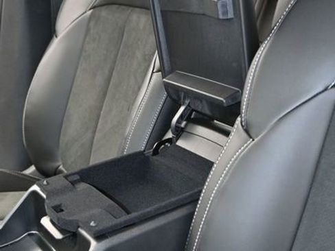 New 2025 Jeep Grand Cherokee Altitude image 19