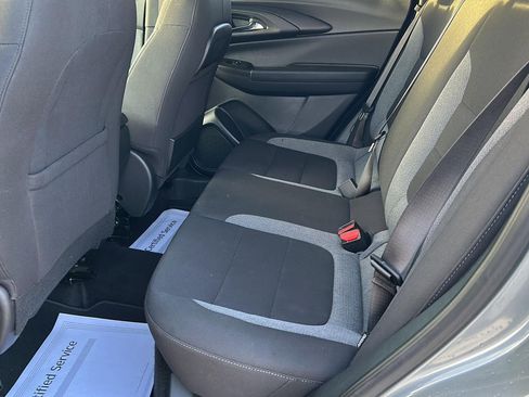 Used 2025 Chevrolet TrailBlazer LT w/ Driver Confidence Package image 17