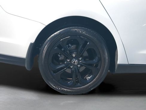 Used 2025 Honda Accord SE image 11