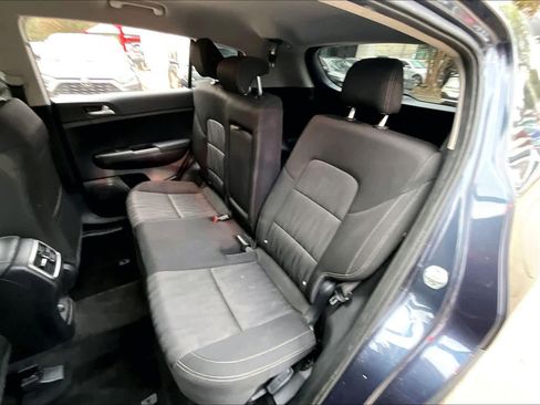 Used 2020 Kia Sportage LX image 18