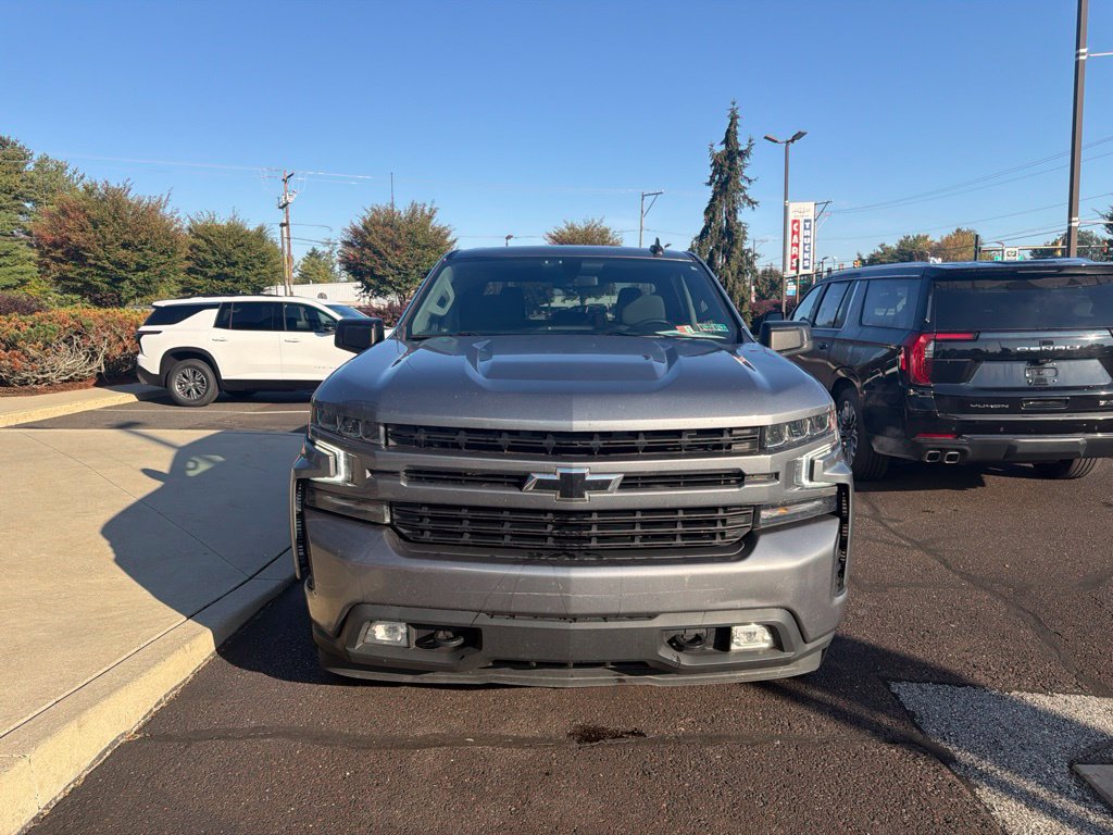 Used 2021 Chevrolet Silverado 1500 RST w/ LPO, Dark Essentials Package AWD/4WD image 8
