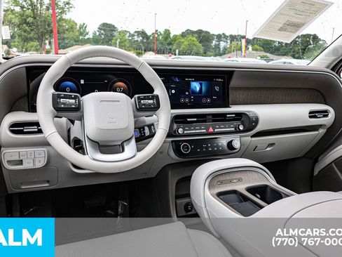 Used 2026 Hyundai Palisade SEL FWD image 31