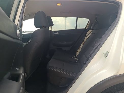 Used 2018 Kia Sportage LX AWD/4WD image 21