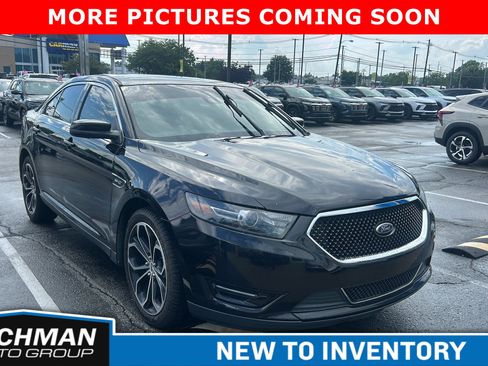 Used 2019 Ford Taurus SHO AWD/4WD image 2