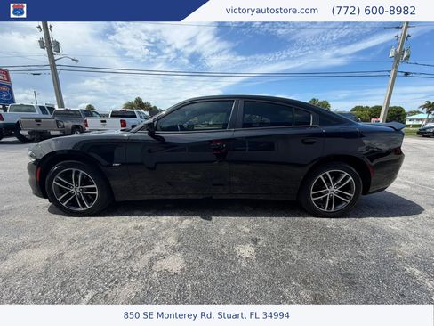 Used 2018 Dodge Charger GT AWD/4WD image 6