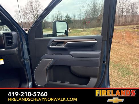 New 2025 Chevrolet Silverado 3500 High Country w/ Technology Package image 43