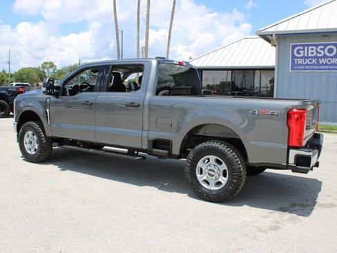 Used 2025 Ford F250 XLT AWD/4WD image 7