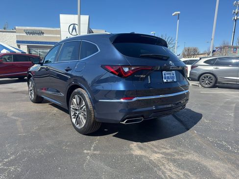 New 2026 Acura MDX w/ Advance Package image 3