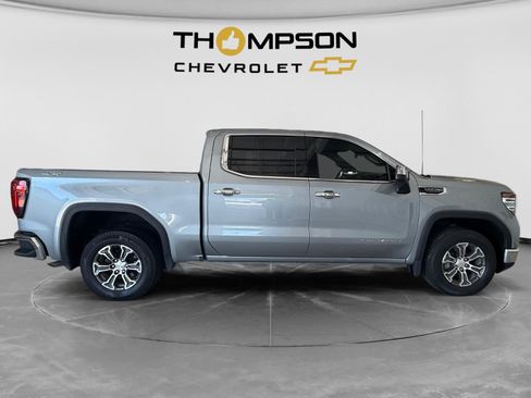 Used 2025 GMC Sierra 1500 SLT AWD/4WD image 6