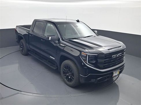 Used 2026 GMC Sierra 1500 Elevation w/ Elevation Premium Package image 15