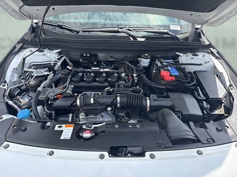 Used 2022 Honda Accord Sport image 27