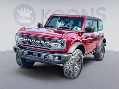 New 2025 Ford Bronco Badlands w/ Sasquatch Package