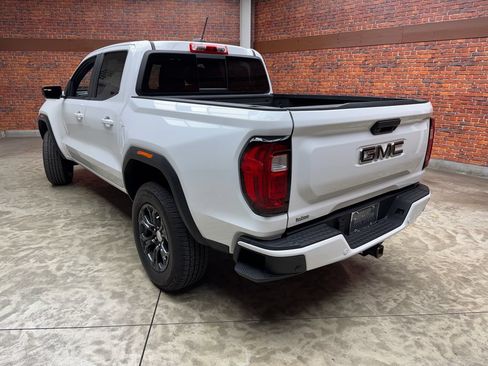 Used 2024 GMC Canyon AT4 w/ AT4 Premium Package AWD/4WD image 2