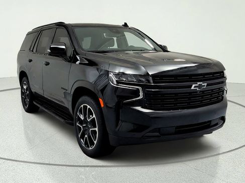 Used 2023 Chevrolet Tahoe RST w/ Luxury Package AWD/4WD image 7