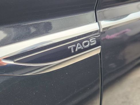 Used 2022 Volkswagen Taos SEL AWD/4WD image 9