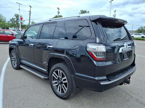 Used 2021 Toyota 4Runner Limited AWD/4WD image 3