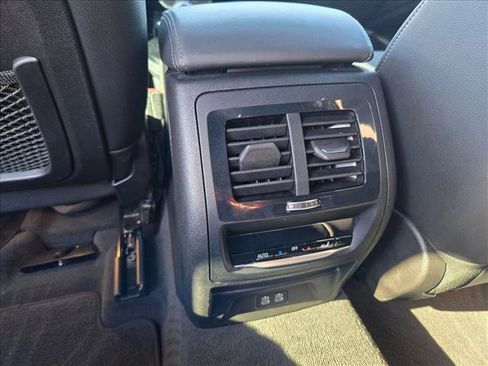 Used 2022 BMW X4 xDrive30i w/ Premium Package 2 image 17