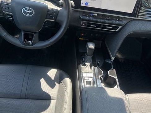 Used 2026 Toyota Camry XLE w/ Premium Package AWD/4WD image 28