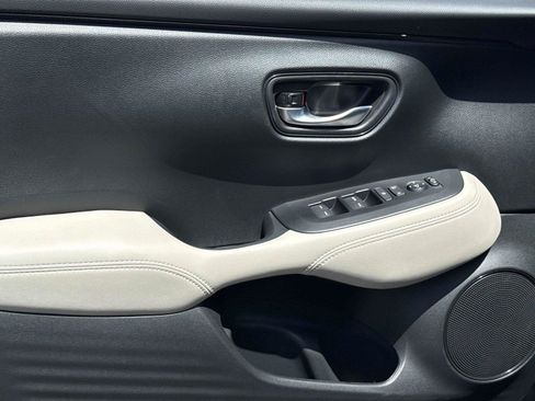 Certified 2026 Honda HR-V LX image 16