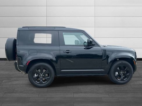 Certified 2023 Land Rover Defender 90 X-Dynamic SE AWD/4WD image 6