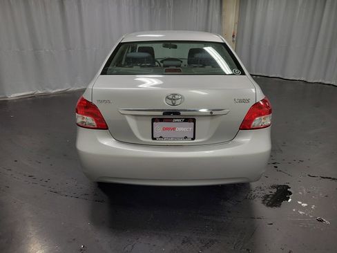Used 2010 Toyota Yaris Sedan FWD image 7
