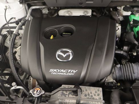 Used 2018 MAZDA CX-5 Touring image 26