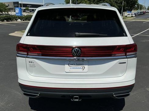Used 2024 Volkswagen Atlas SEL AWD/4WD image 5