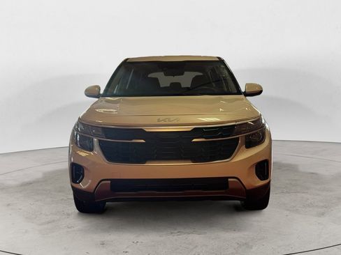 Used 2026 Kia Seltos LX FWD image 8