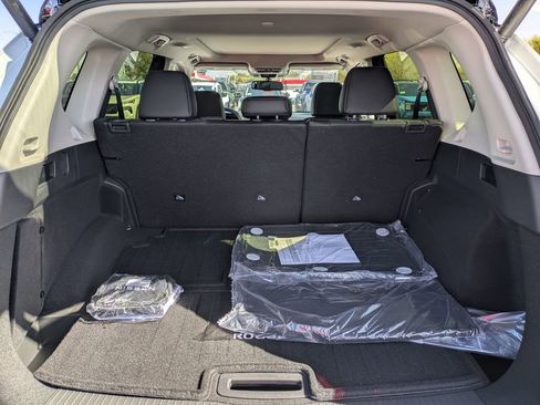New 2026 Nissan Rogue Platinum AWD/4WD image 25