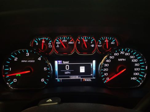 Used 2017 Chevrolet Silverado 1500 LT w/ All Star Edition AWD/4WD image 23