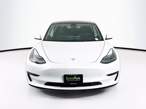 Used 2023 Tesla Model 3 Standard Range RWD image 2